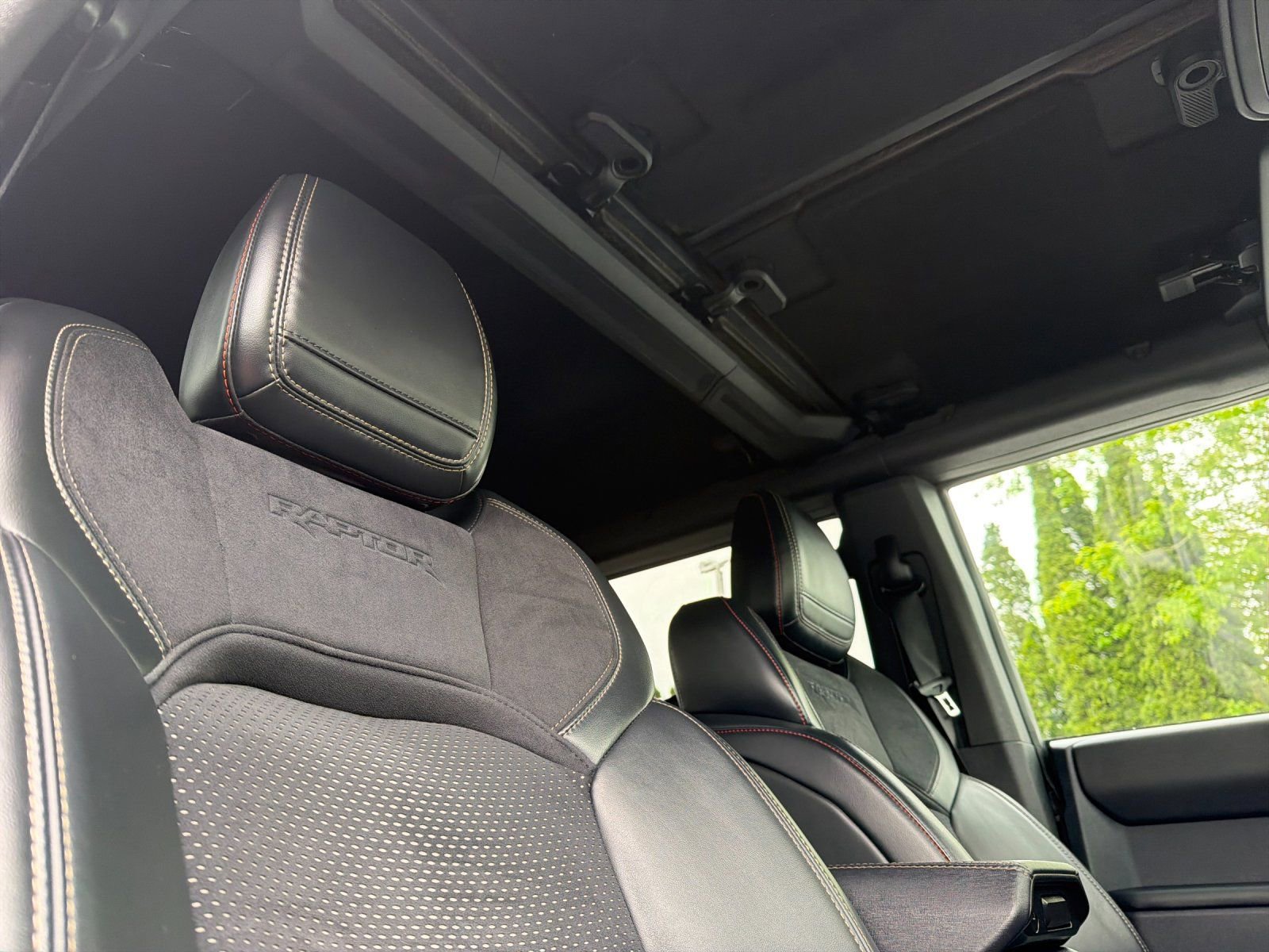 Used 2022 Ford Bronco Raptor AWD/4WD image 16
