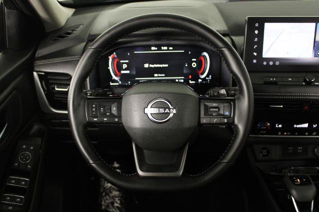 Certified 2026 Nissan Rogue SL FWD image 9