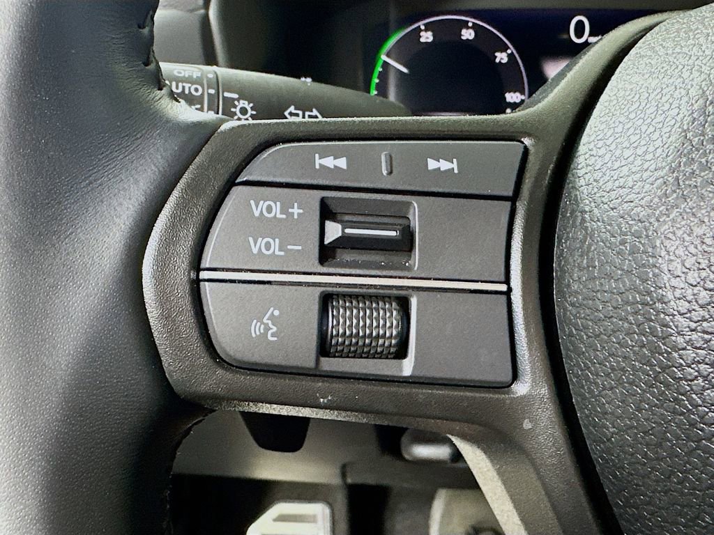 Used 2025 Honda Accord Sport image 22