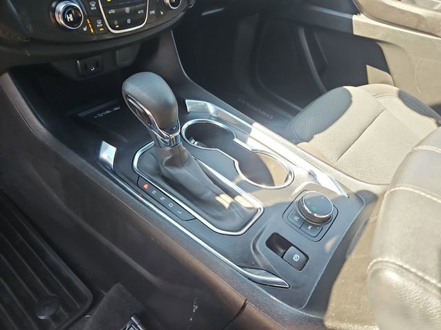 Used 2023 Chevrolet Traverse LT FWD image 24