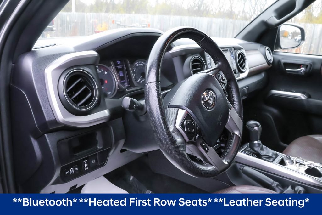 Used 2019 Toyota Tacoma Limited image 4