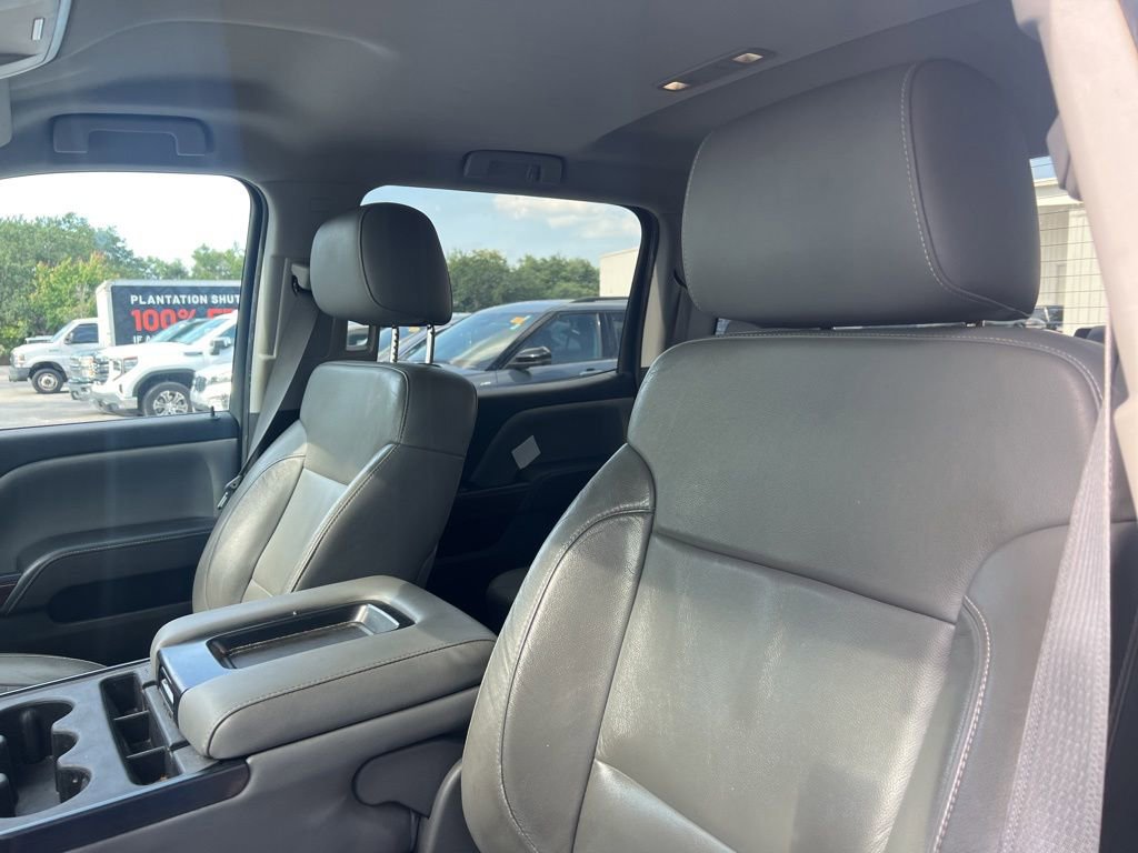 Used 2015 GMC Sierra 1500 SLT w/ SLT Crew Cab Value Package AWD/4WD image 10