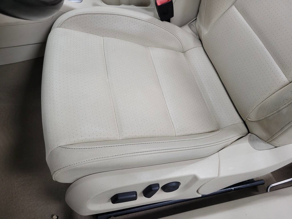 Used 2012 Volkswagen Eos Komfort image 34