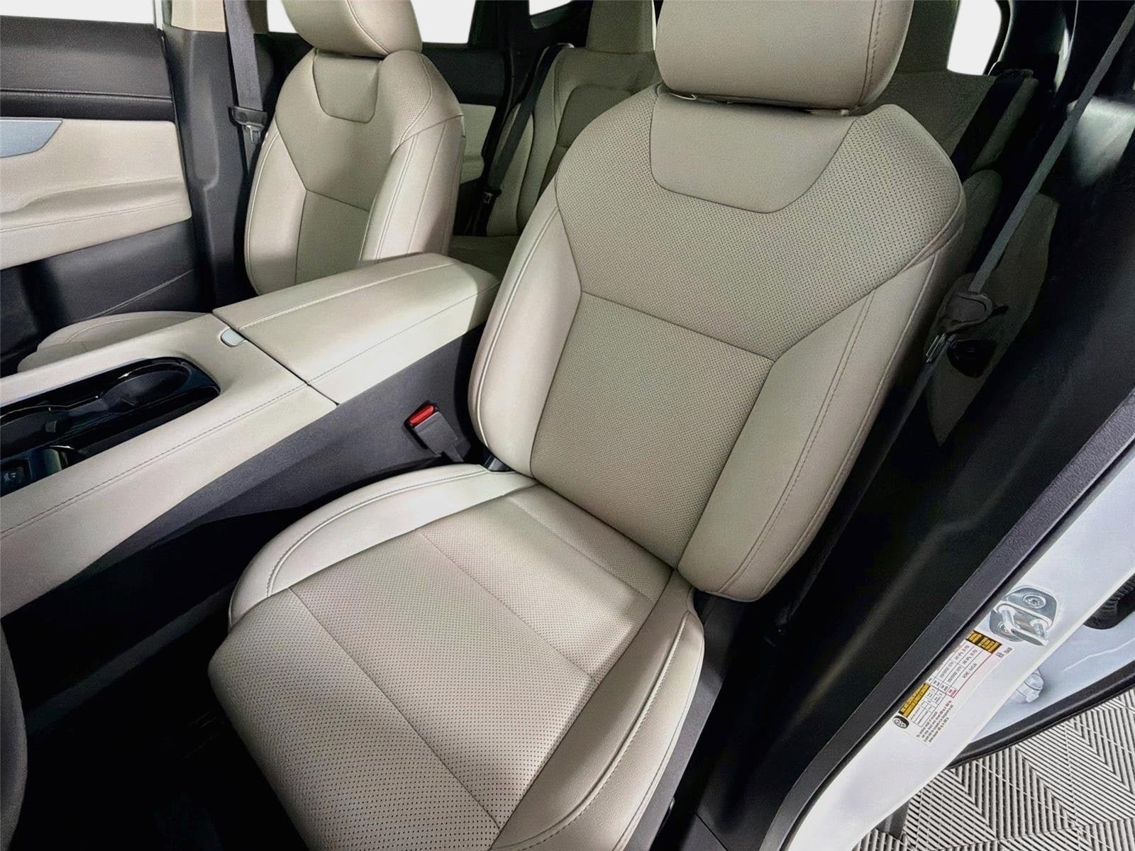 Certified 2026 Nissan Murano SL AWD/4WD image 11
