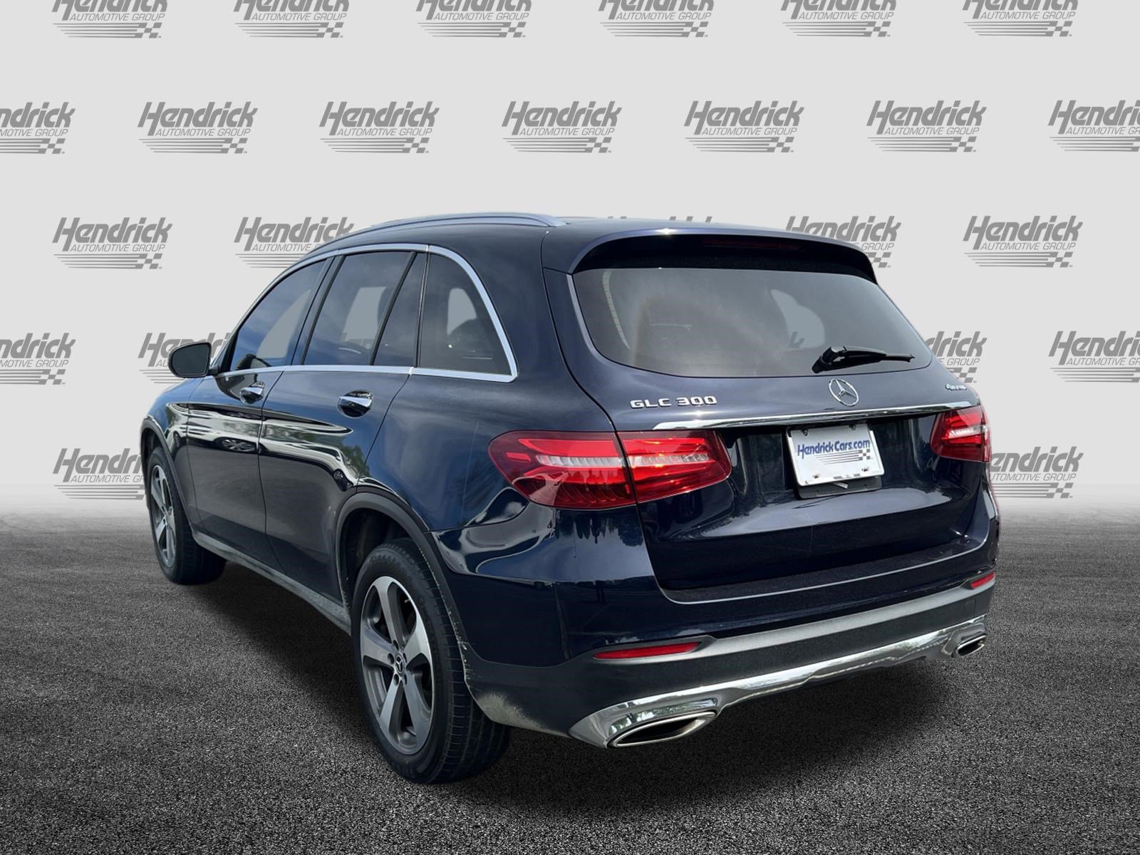 Used 2019 Mercedes-Benz GLC 300 4MATIC image 8