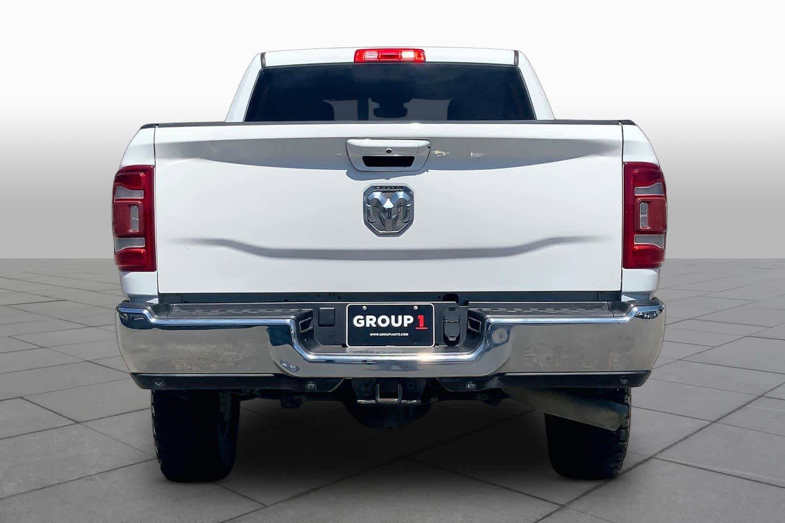 Used 2022 RAM 2500 Big Horn w/ Level 1 Equipment Group AWD/4WD image 5
