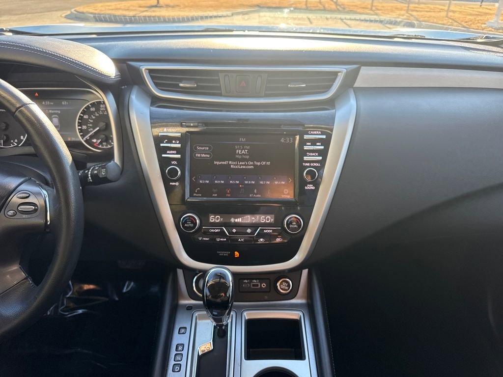 Used 2019 Nissan Murano SV image 17