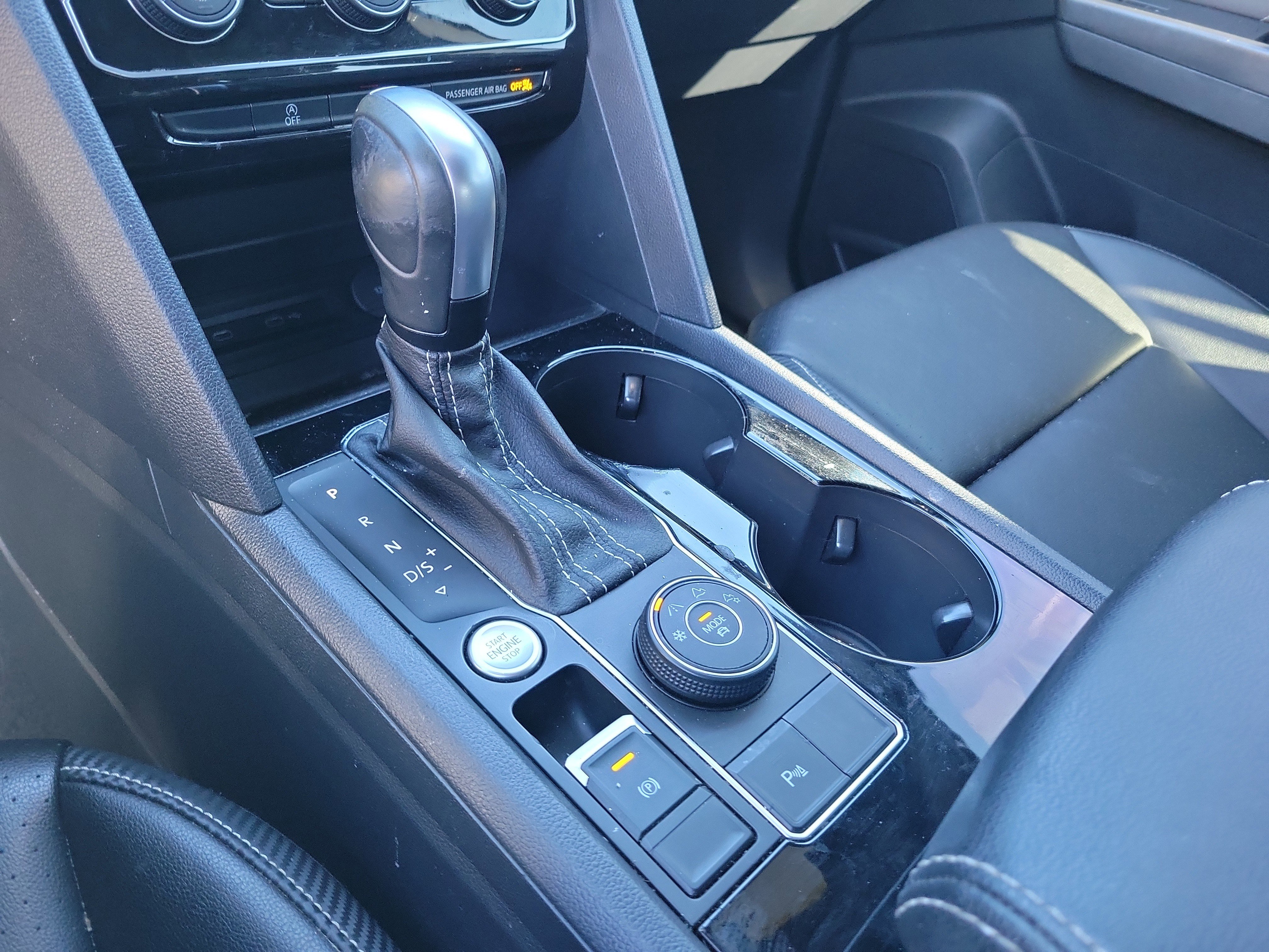 Used 2023 Volkswagen Atlas Cross Sport SE w/ Black Wheel Package image 11