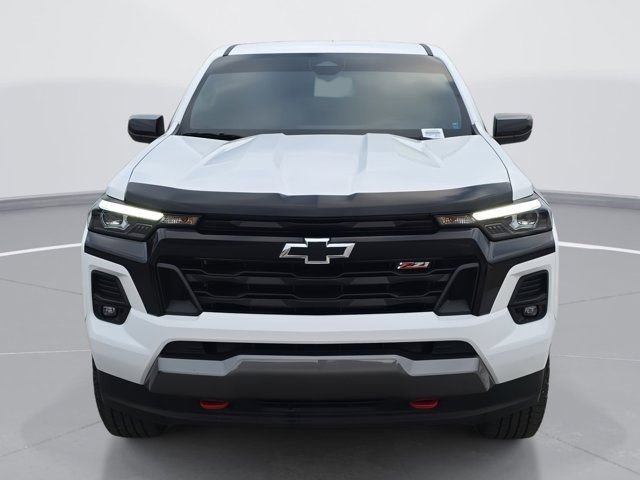 Used 2024 Chevrolet Colorado Z71 w/ Z71 Convenience Package 2 image 8