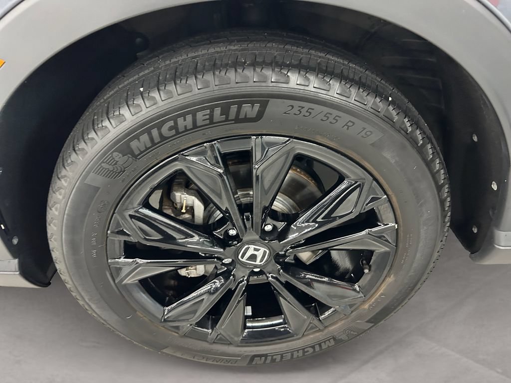 Used 2024 Honda CR-V Sport Touring image 14