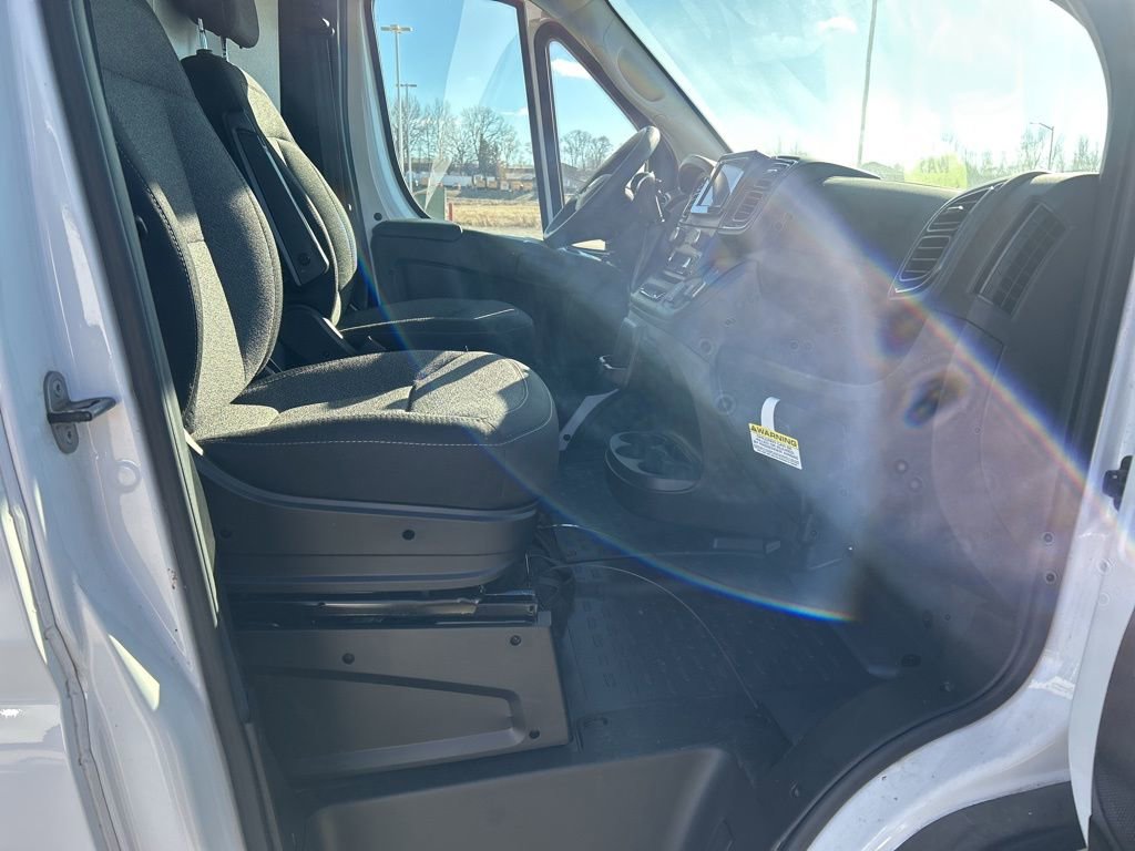 New 2024 RAM ProMaster 2500 w/ Convenience Group image 29