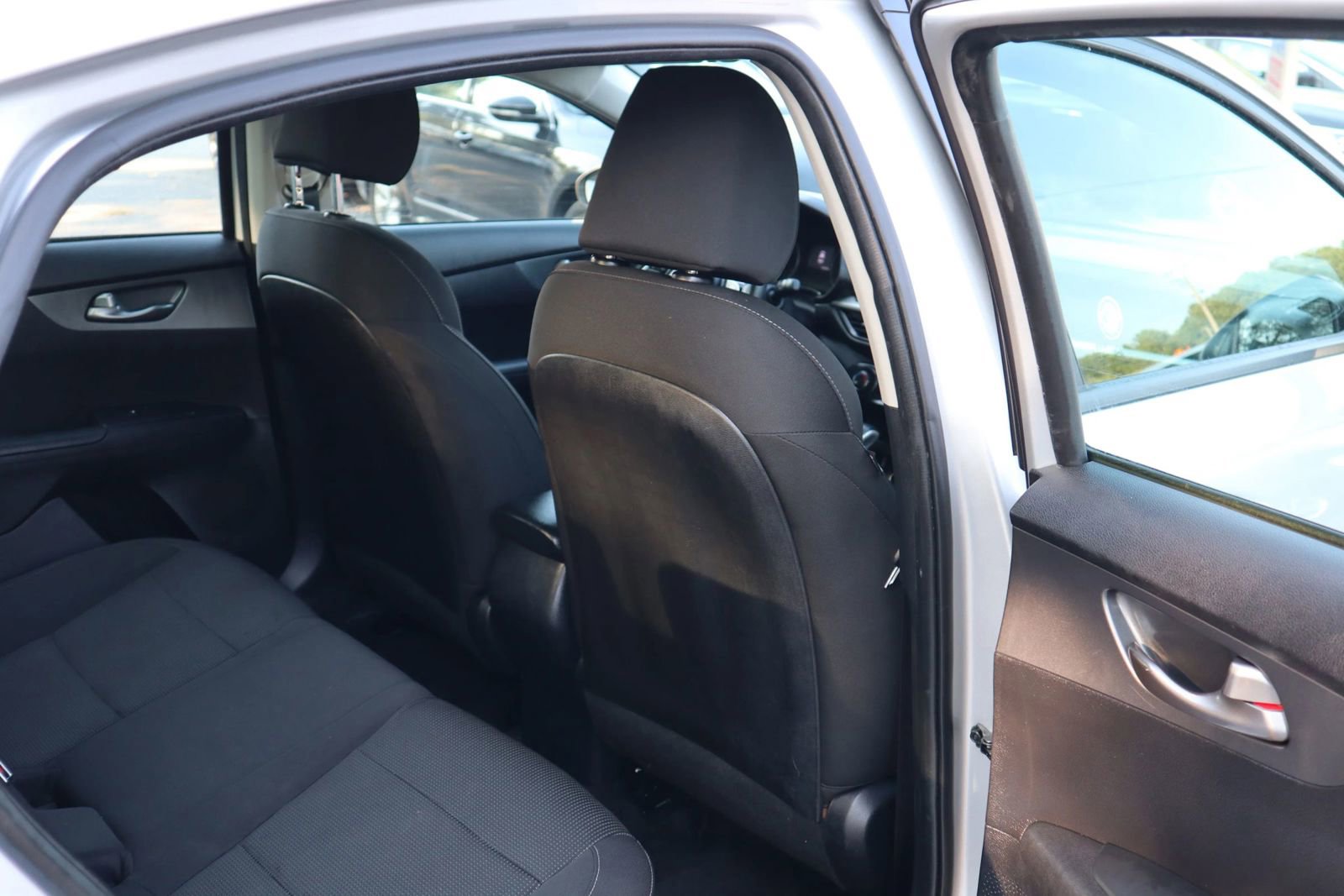 Used 2021 Kia Forte LXS image 18