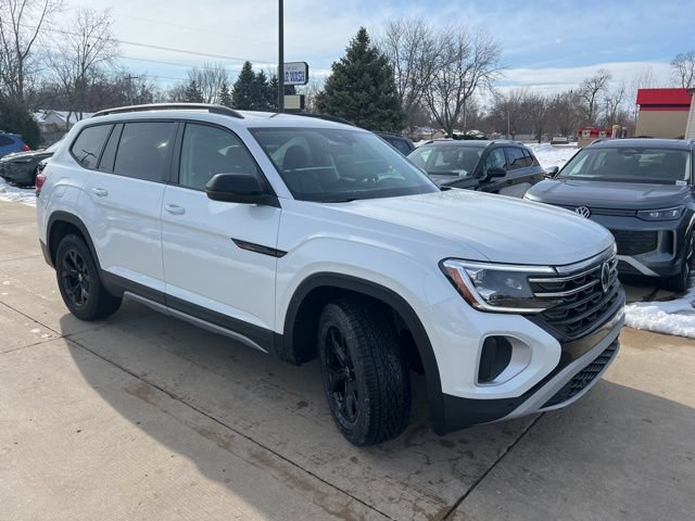 New 2026 Volkswagen Atlas Peak Edition