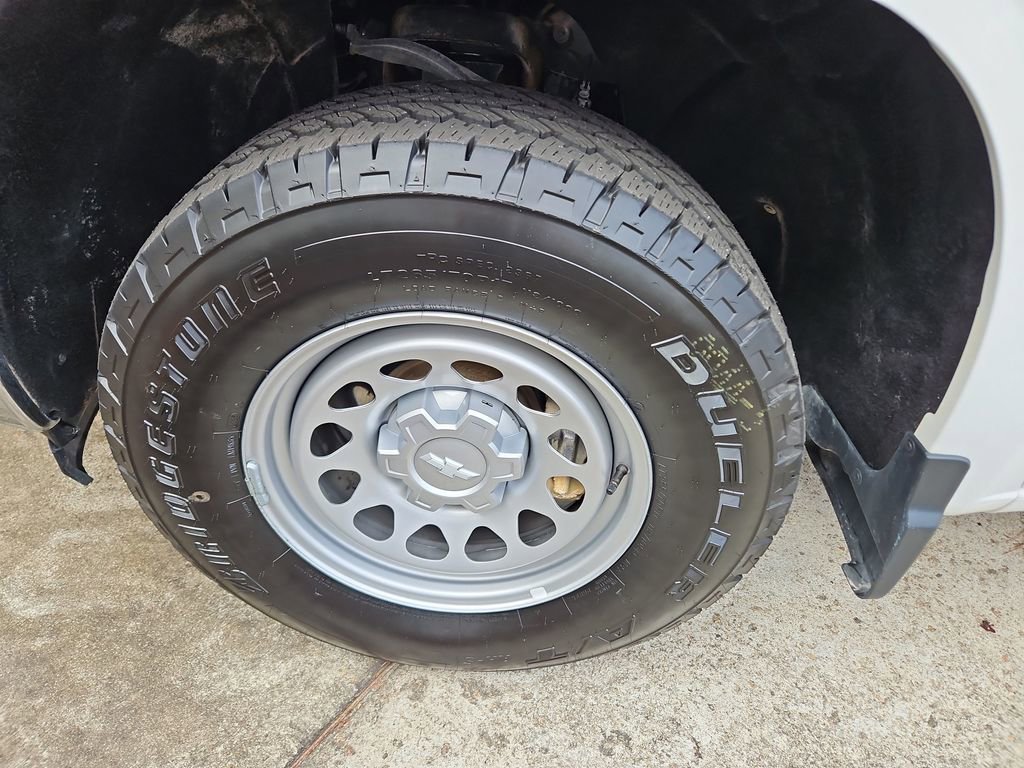 Used 2023 Chevrolet Silverado 1500 LT w/ Protection Package image 30