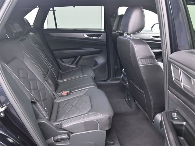 Used 2025 Volkswagen Atlas Cross Sport SE image 11