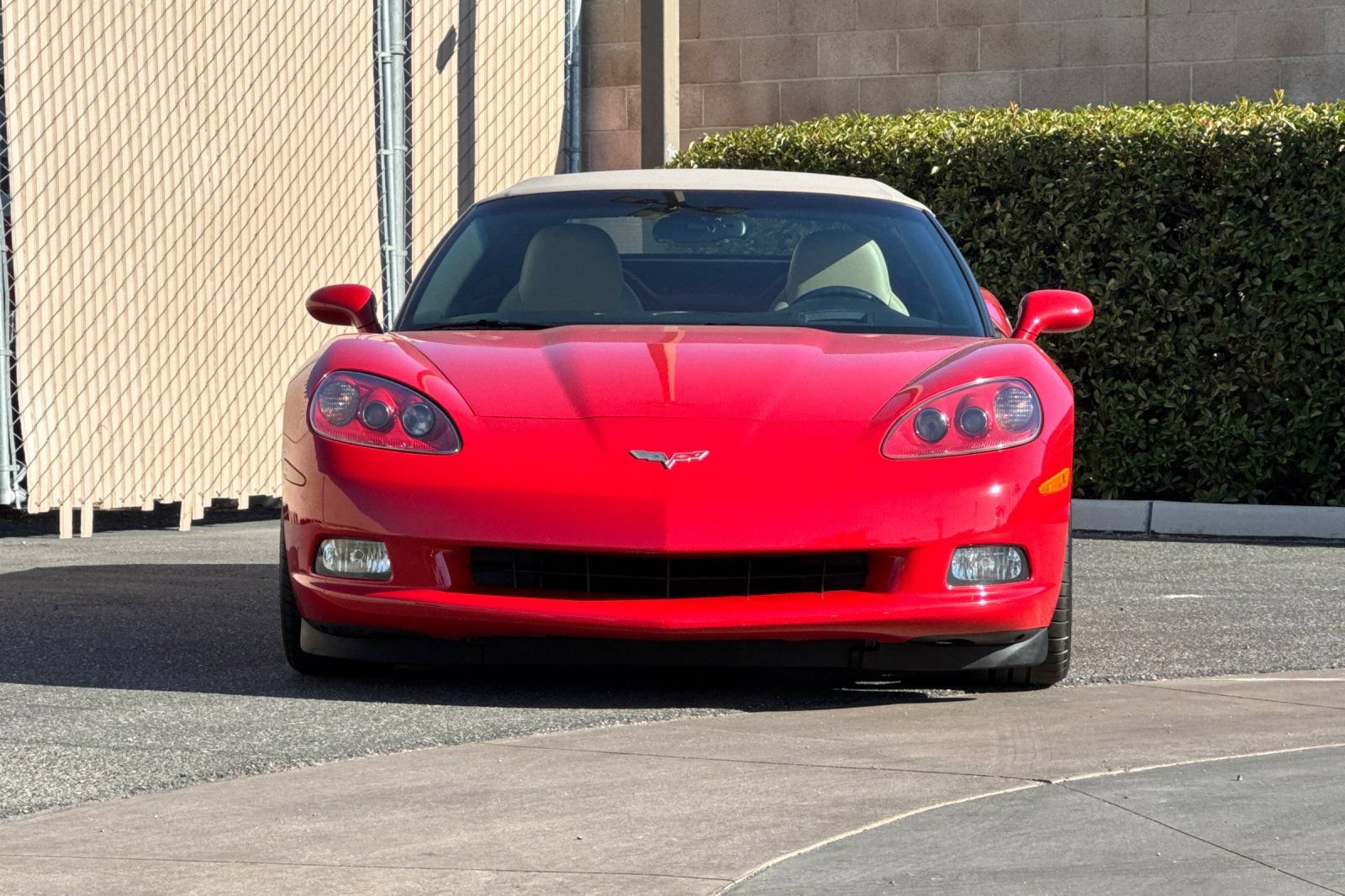Used 2006 Chevrolet Corvette Convertible w/ Preferred Equipment Group RWD image 10