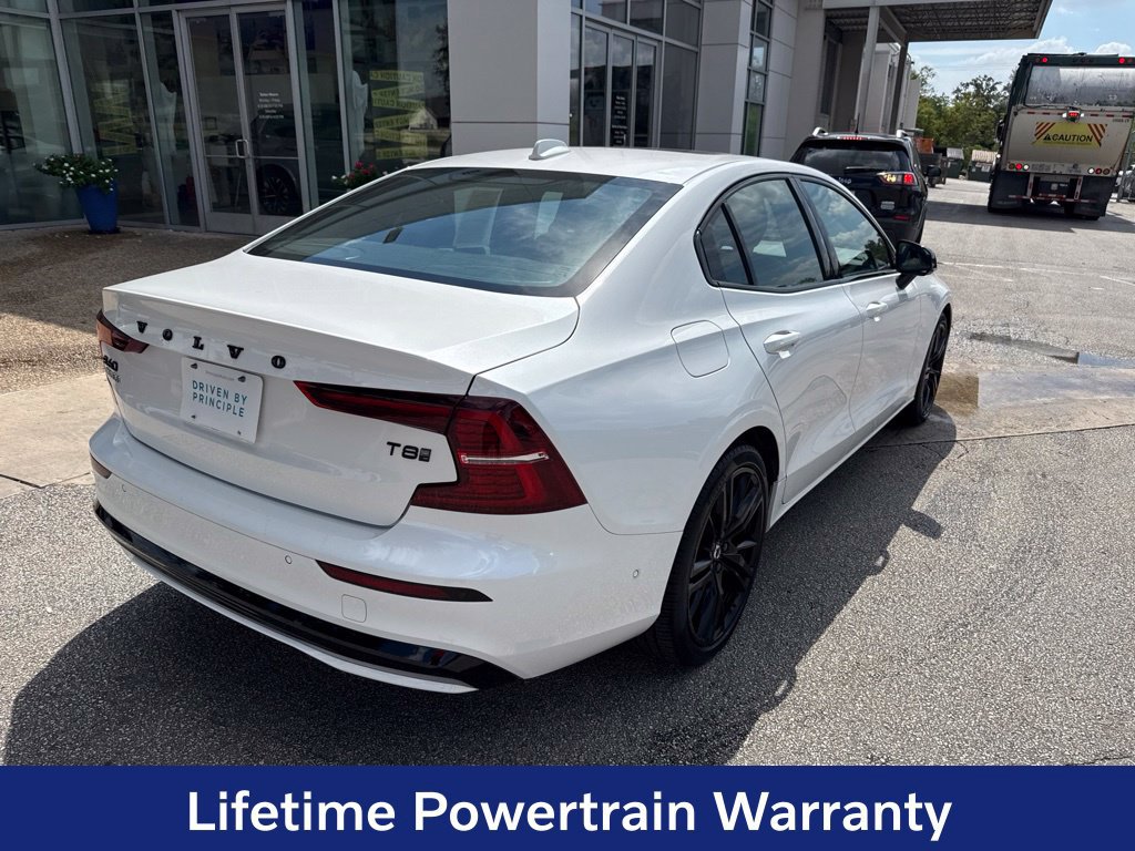 Certified 2025 Volvo S60 T8 Ultra AWD/4WD image 8