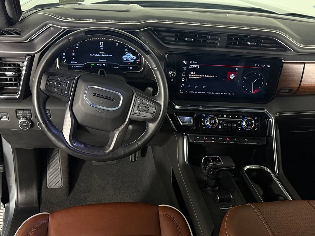 Used 2025 GMC Sierra 1500 Denali Ultimate AWD/4WD image 17