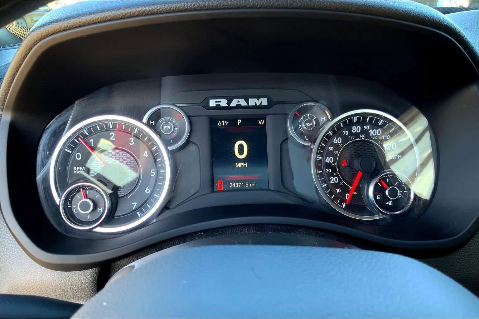 Used 2024 RAM 3500 Tradesman w/ Chrome Appearance Group image 22