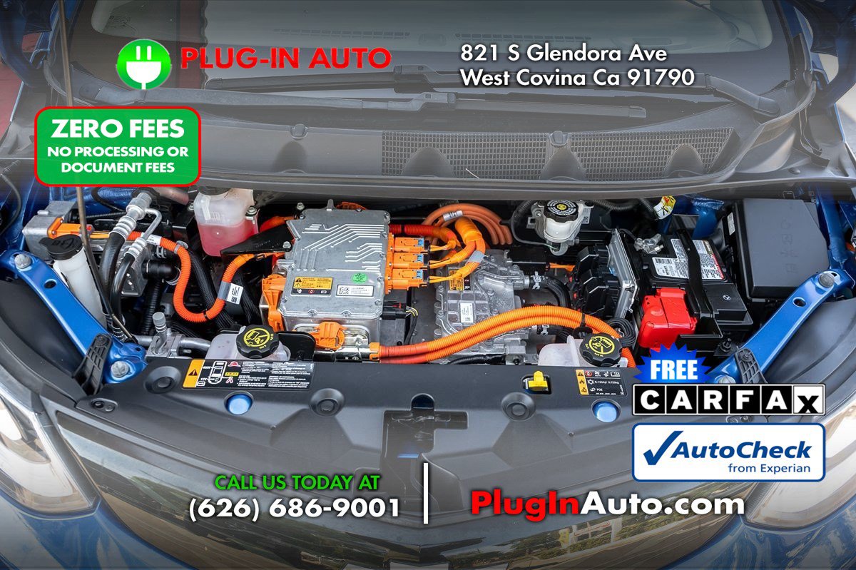 Used 2017 Chevrolet Bolt Premier w/ Driver Confidence II Package FWD image 13