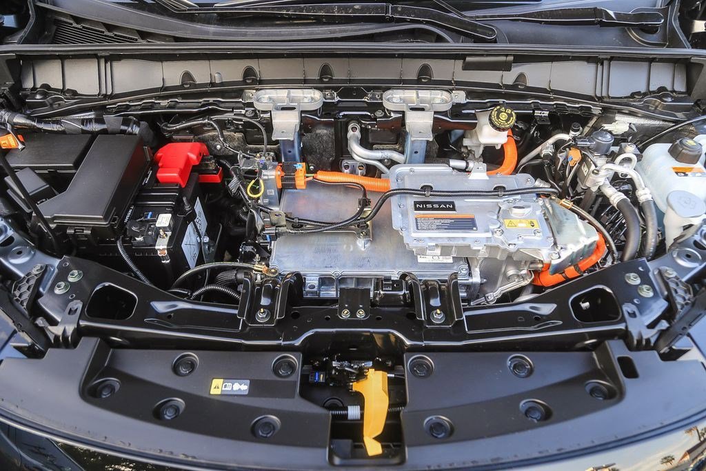 Used 2026 Nissan Leaf SV+ w/ Floor Mat Package (SV+) FWD image 12