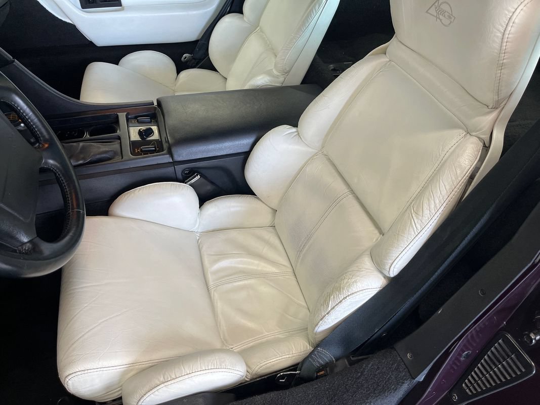 Used 1993 Chevrolet Corvette Coupe RWD image 41