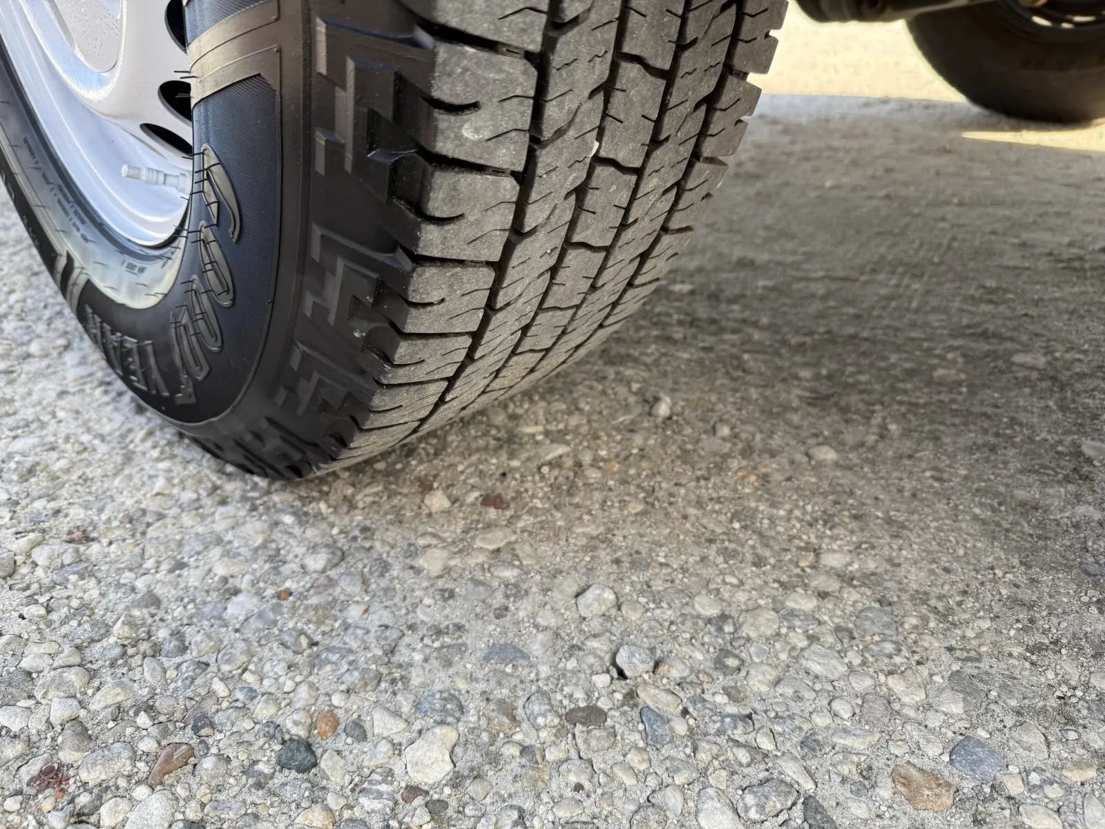 Used 2019 Freightliner Sprinter 170 RWD image 12