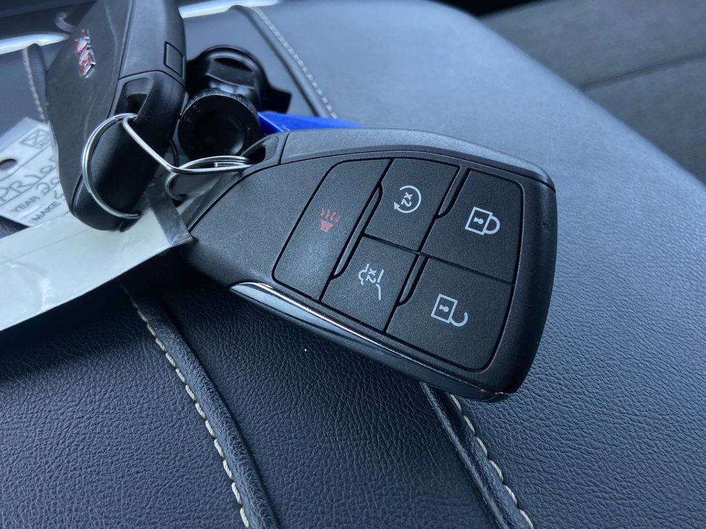 Used 2025 GMC Acadia Elevation image 21