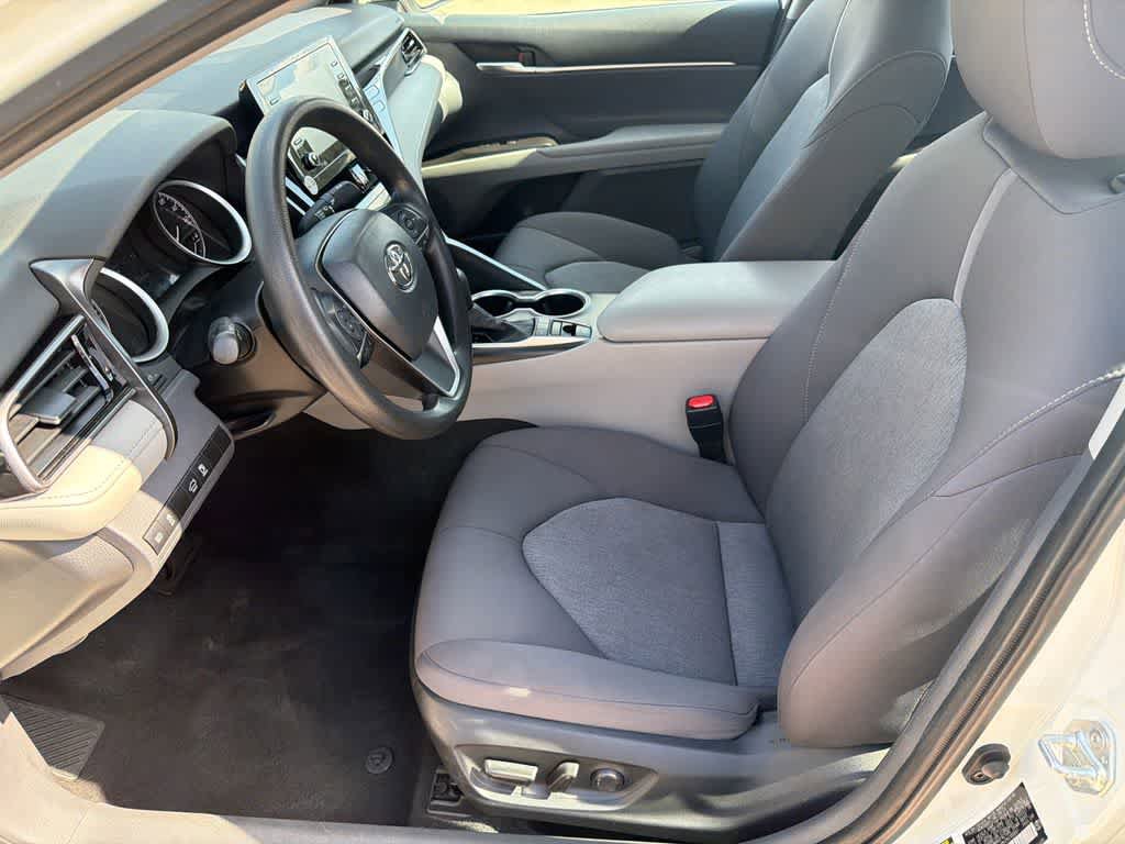 Used 2024 Toyota Camry LE AWD/4WD image 10
