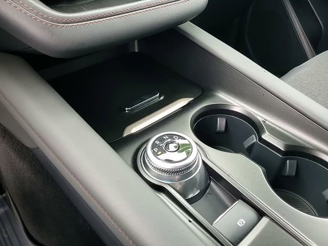 Used 2025 Ford Explorer Active image 25