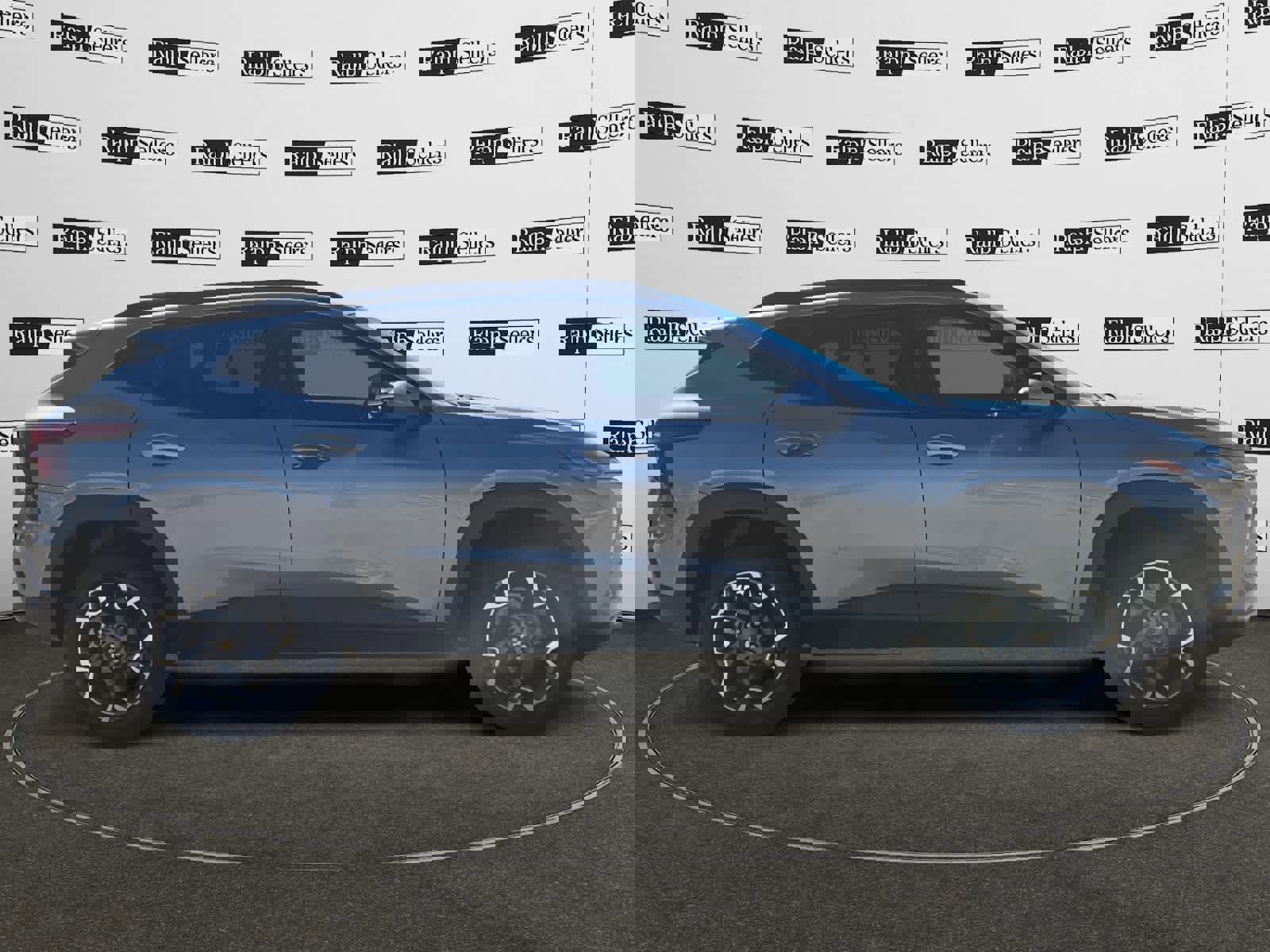 Used 2025 Chevrolet Trax LT w/ LT Convenience Package image 7