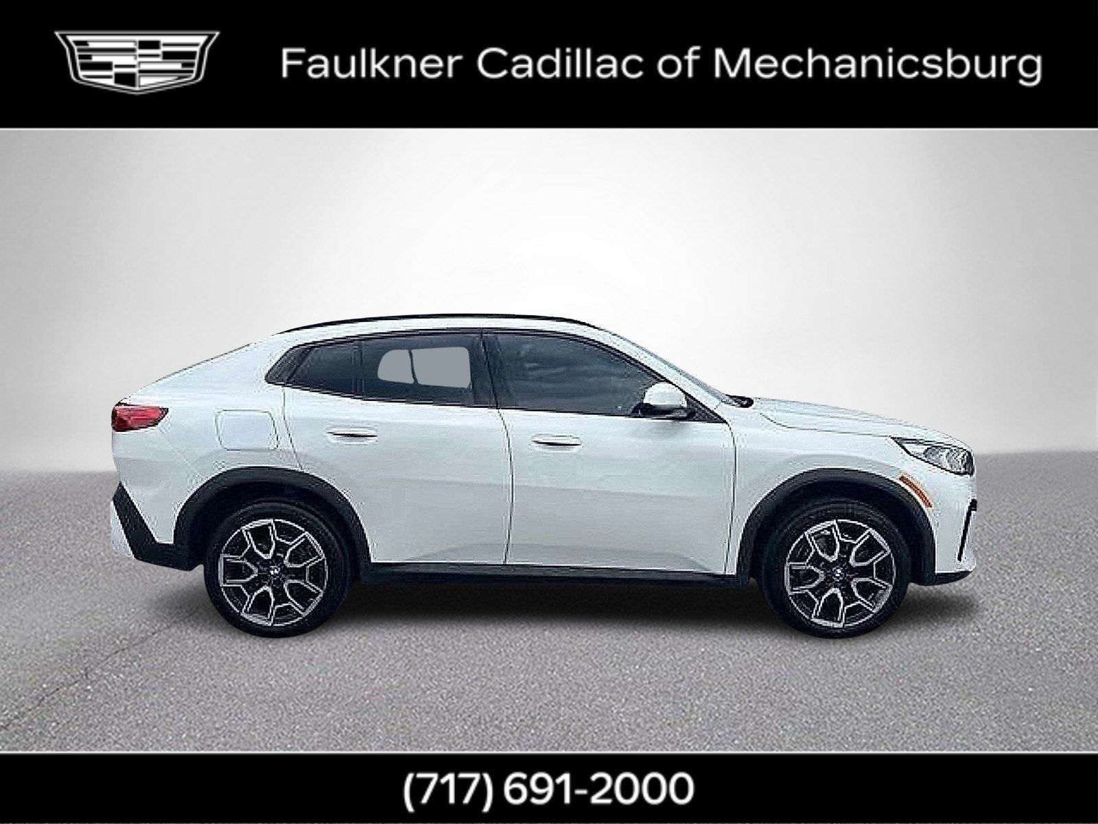 Used 2024 BMW X2 xDrive28i w/ Premium Package AWD/4WD image 5