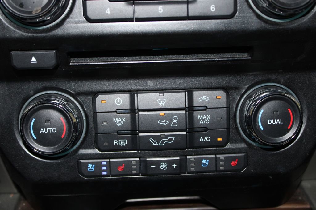 Used 2018 Ford F150 Lariat image 30