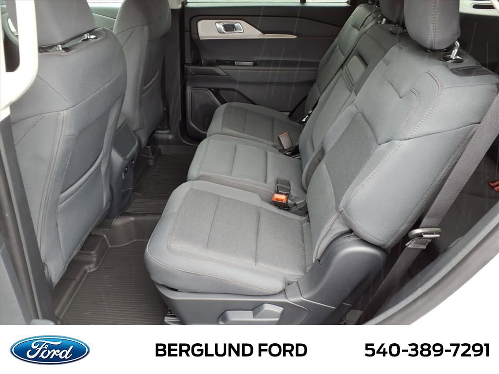 Used 2026 Ford Explorer Active image 7