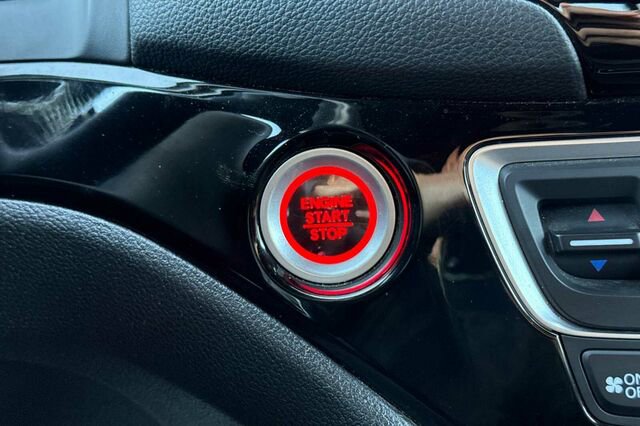 Used 2017 Honda Ridgeline Black Edition image 21
