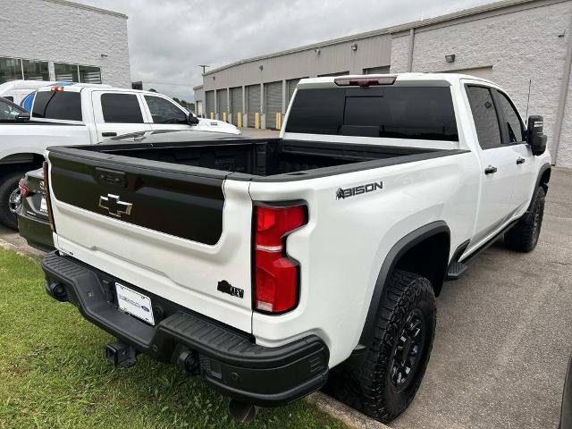 Used 2025 Chevrolet Silverado 2500 ZR2 w/ ZR2 Bison Edition AWD/4WD image 3
