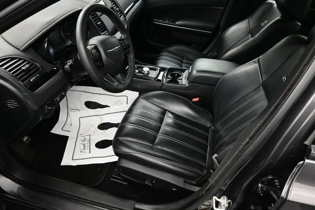 Used 2023 Chrysler 300 S RWD image 21