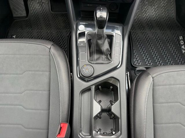 New 2026 Volkswagen Taos SE image 18