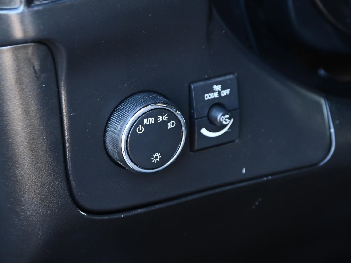 Used 2017 Chevrolet Express 3500 RWD image 22