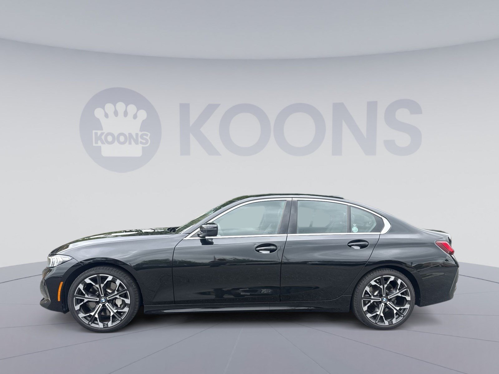 Used 2026 BMW 330i Sedan RWD image 2