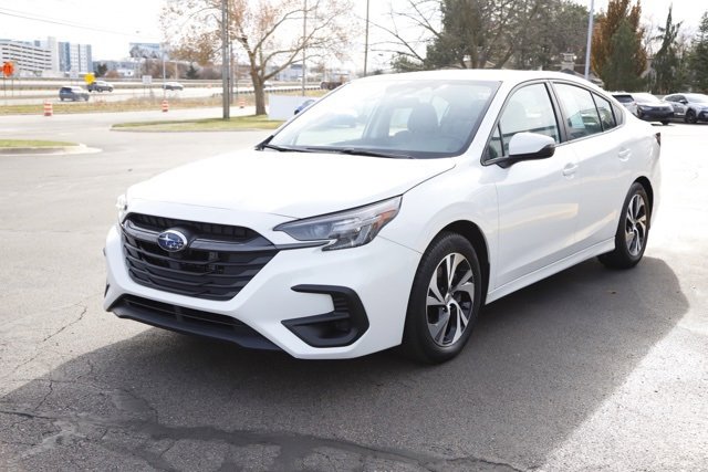 Used 2023 Subaru Legacy Premium image 5