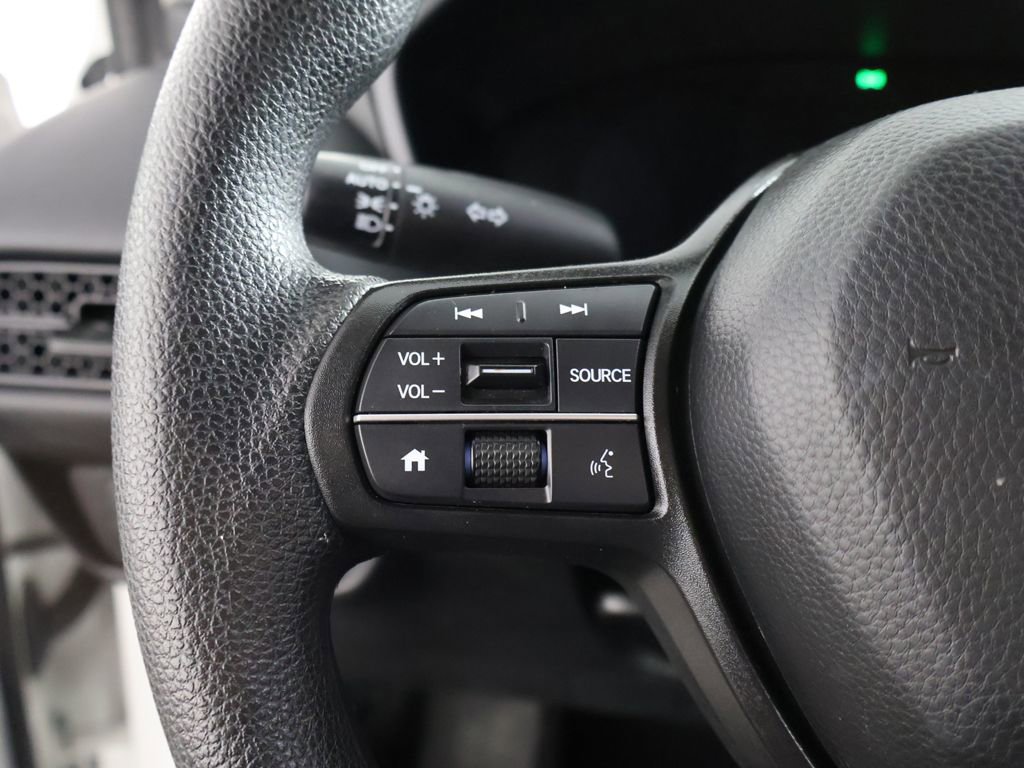 Used 2023 Honda HR-V LX image 39
