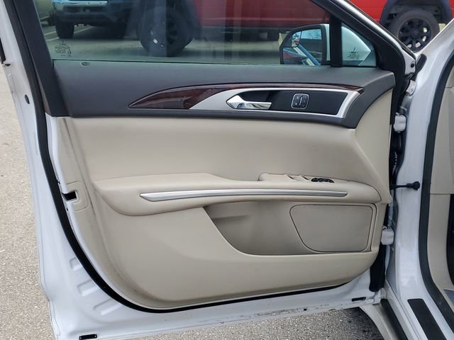 Used 2016 Lincoln MKZ AWD w/ Equipment Group 200A Select image 9