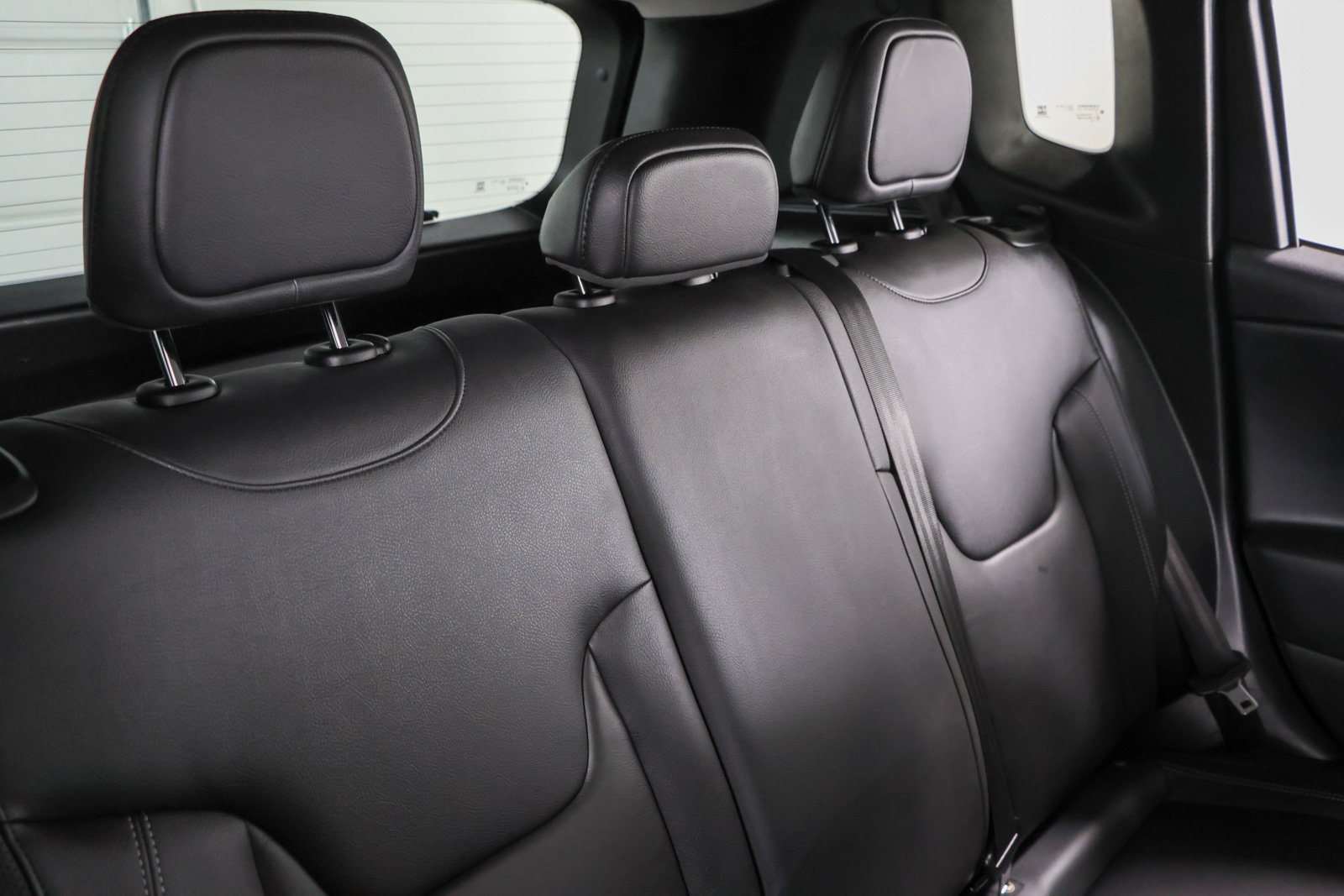 Used 2023 Jeep Renegade Limited AWD/4WD image 27