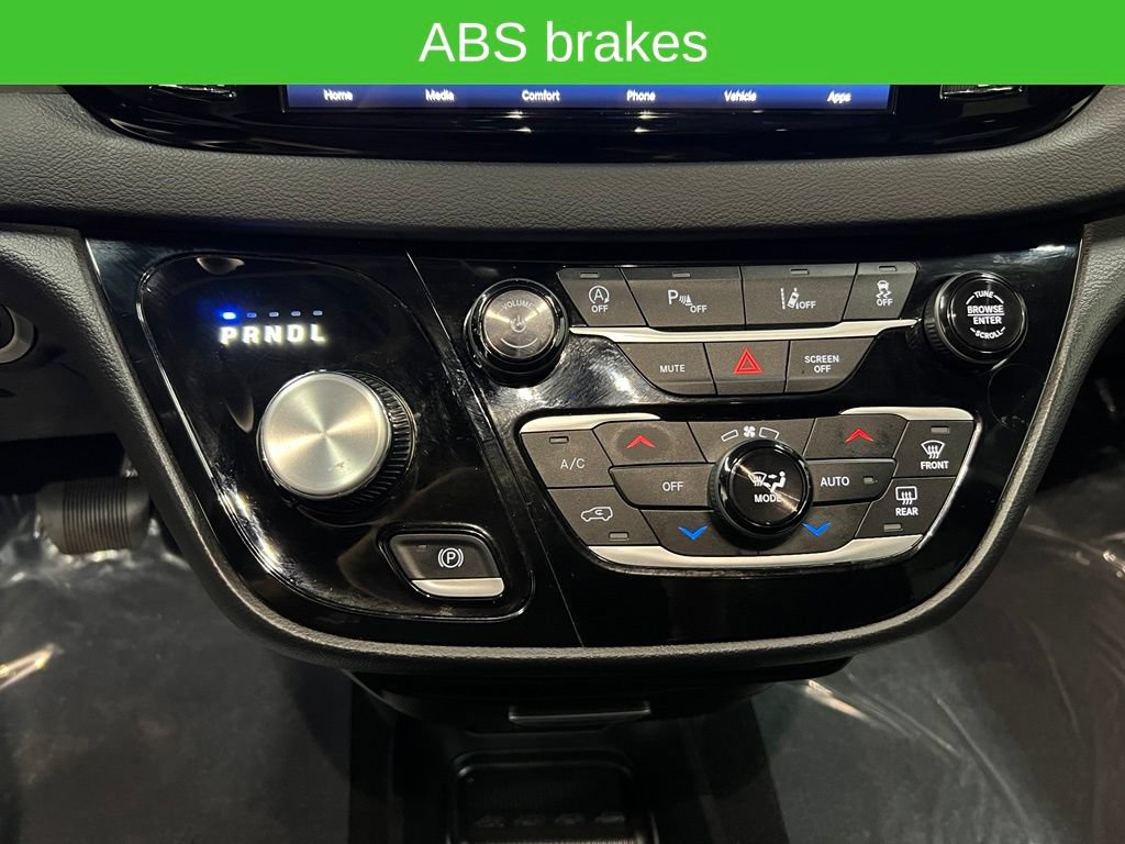Used 2025 Chrysler Pacifica Select FWD image 21