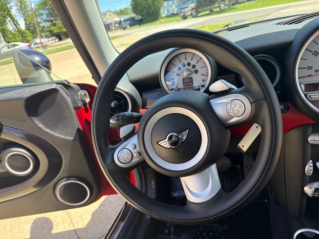 Used 2008 MINI Cooper Hardtop FWD image 13