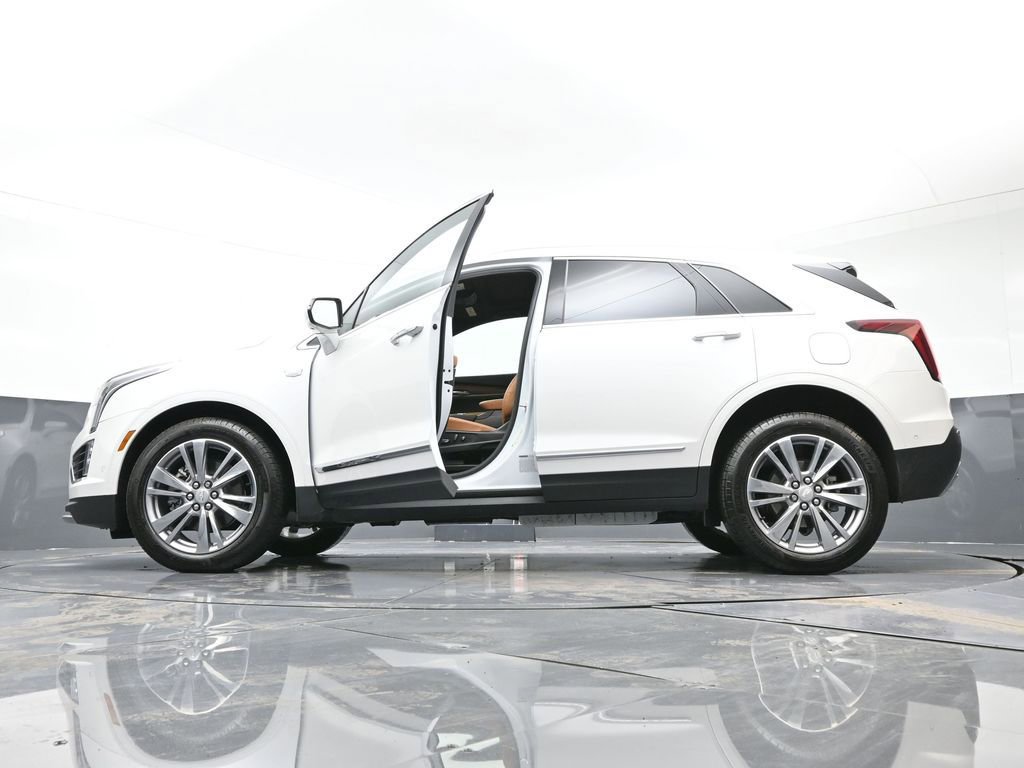 Used 2026 Cadillac XT5 Premium Luxury w/ Driver Assist Package image 35