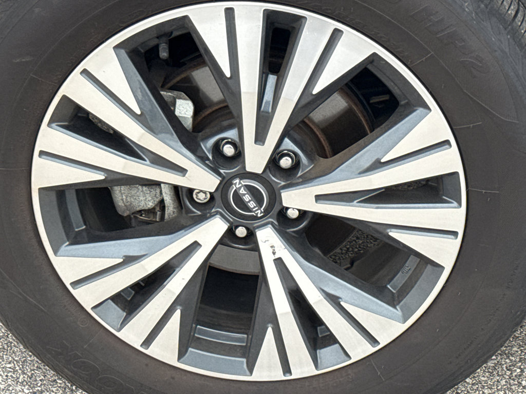 Certified 2023 Nissan Rogue SV w/ SV Premium B Package image 9