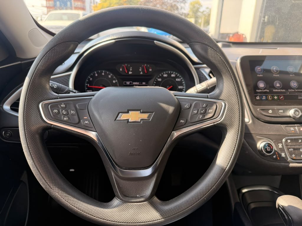 Used 2025 Chevrolet Malibu LT FWD image 31