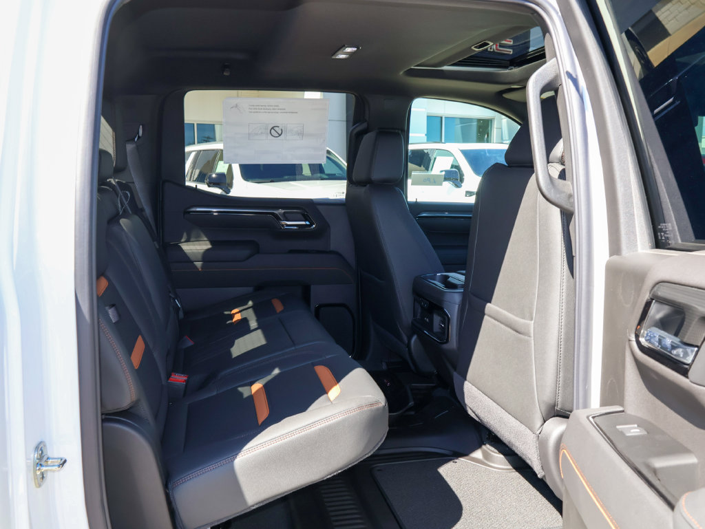 New 2026 GMC Sierra 1500 AT4 w/ AT4 Premium Package AWD/4WD image 33